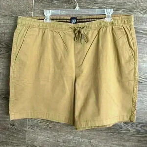 Gap pull on shorts‎ EUC
